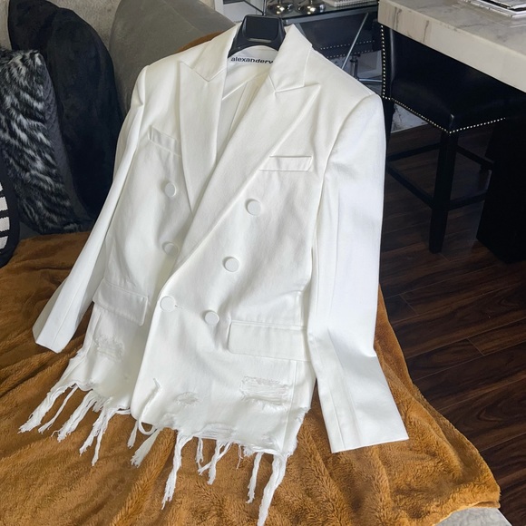 Alexander Wang Frayed Double Breasted Denim Blazer in White - Picture 8 of 17